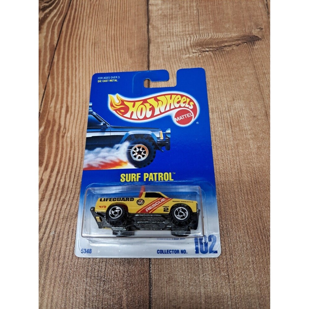 HOT WHEELS SURF PATROL LIFEGUARD SURF BEACH RESCUE PICKUP TRUCK #102